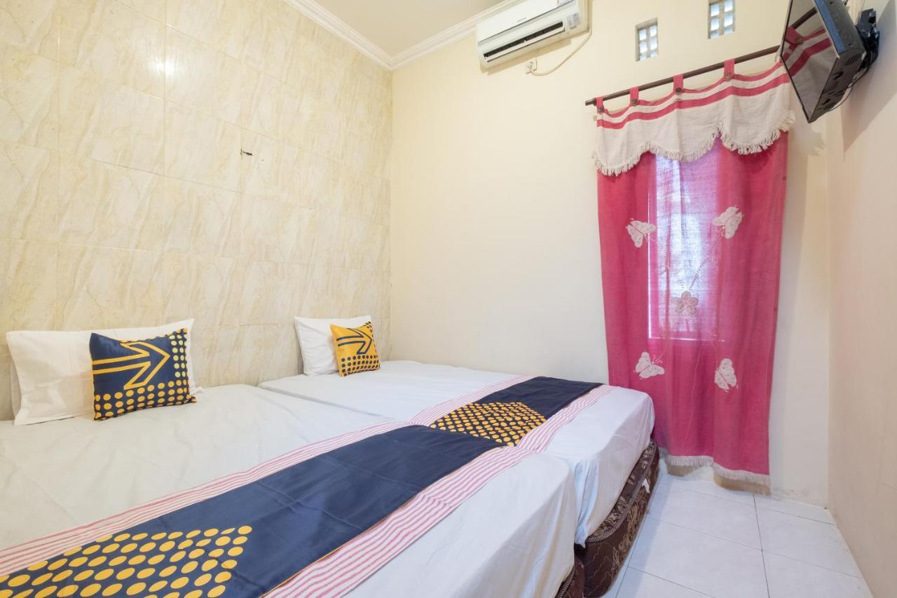 Spot On 2419 Rumah Nugraha Hotel Syariah Yogyakarta Exteriör bild